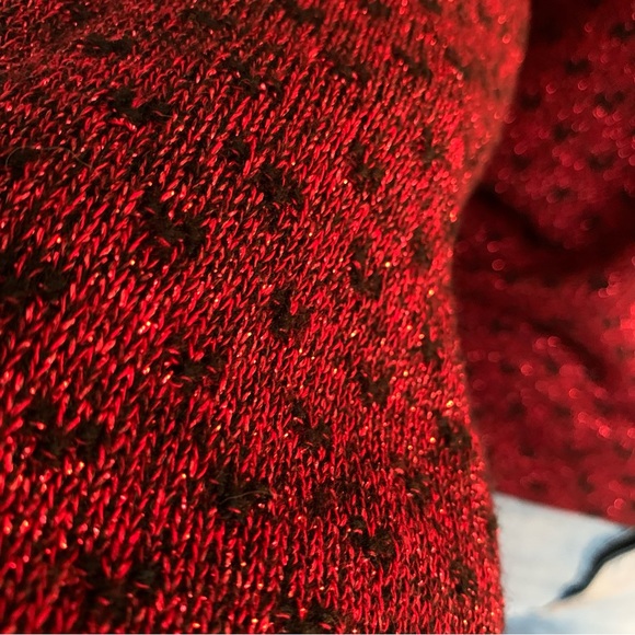 v i n t a g e :: Glam Shimmer Floral Intarsia Granny Knit Sweater - Picture 9 of 11